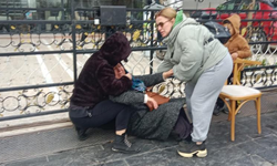 Kuyumcu Mağdurları Eylem Yaptı: Yaşlı Kadın Fenalaştı