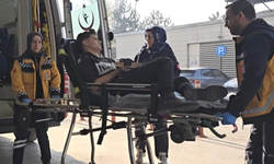 Elini Çivi Tabancasıyla Ahşaba Çakan İşçi Kurtarıldı