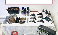 Kartepe’de silah atölyesine baskın