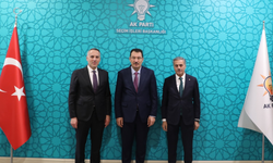 Sakaryalı isimler toplantıya katıldı