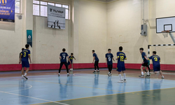 Erenler Okul Sporları 2. Küme Futsal Gençler Turnuvası sona erdi