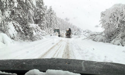 18 Köy Yolunu Açmak İçin Ekipler Seferber Oldular