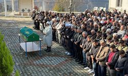 Sakarya'da otomobilin çarpması sonucu hayatını kaybeden kişinin cenazesi toprağa verildi