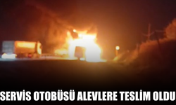 Servis otobüsü alevlere teslim oldu