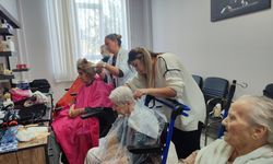 SODAM Kursiyerlerinden Huzurevi Sakinlerine Kuaför Hizmeti