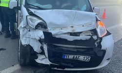 Söğüt’te iki ayrı trafik kazası: 4 yaralı