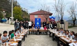 SUBÜ öğrencileri ilkokul öğrencilerine pizza hazırladı