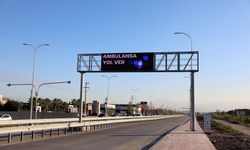 Sürücülere rehber olan dev ekran Karaman Yolu’nda yeni yerine taşındı