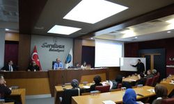 Serdivan Belediyesi yeni imar plan notlarını meslek odalarıyla görüştü