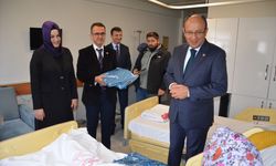 Bursa Kanserle Savaş Derneği'nden hastalara ziyaret