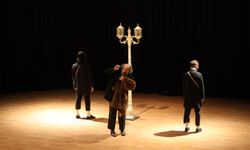 “Carmen” tiyatroseverlerden alkışları topladı