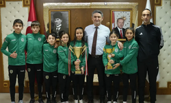 Gençlik ve Spor İl Müdürü Boz’dan Başarılı Kros Sporcularına Tebrik