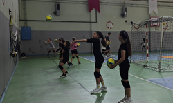 Karasu’da Spor Tesisleri Gençlerle Dolup Taşıyor