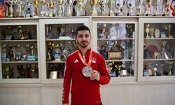 Şampiyon karateci Eray 'Türk sporuna hizmet' peşinde