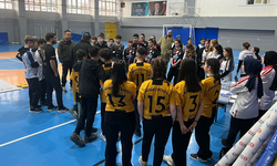 Arifiye’de Okul Sporları Floor Curling Heyecanı Tamamlandı