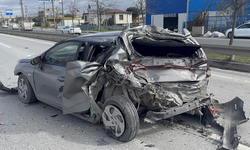 D-100’de Feci Kaza: Kamyon Otomobili Presledi, 1 Yaralı