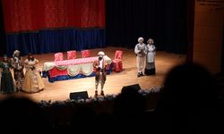 Kibarlık Budalası Sakarya’da sahnelendi