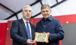 Bergama'nın sofrasında doktor başkanlar buluştu