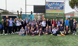 Üst Üste Üçüncü Kez Şampiyon Oldular