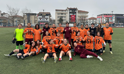 Sakarya Kadın Futbol takımı çeyrek final peşinde