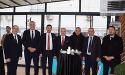 Kaynarca'da Bayramlaşma Coşkusu