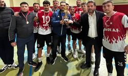 Lapseki'de Zafer Batuhan Özer Futsal Turnuvası tamamlandı