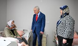 Vali Uğur Turan’dan Huzurevine Ziyaret