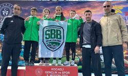 Büyükşehirli atletlerden çifte başarı