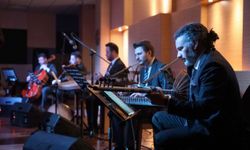 Ziya Taşkent’te Yaprak Sayar konseriyle müzik dolu gece