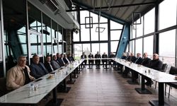 Serdivan Muhtarlar Zirvesinde 16 İlçe Tek Sofrada Buluştu