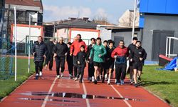 Hendek’te Atletizm Kurslarına Yoğun İlgi: Her Yaştan Sporcu Yetişiyor