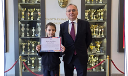 Zehra Uyar’dan büyük başarı! İlçe birincisi oldu...