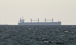 İsrail bağlantılı iki gemiyi ele geçirdi