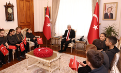 Vali Rahmi Doğan Makamını Çocuklara Devretti