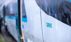 Sakarya’da Üretilen Türkiye’nin İlk Hızlı Treni 225 Kilometre Hıza Ulaştı