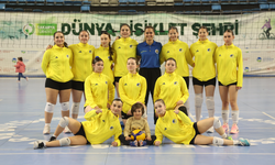 Fener Akademi Fırtına Gibi Finale Yükseldi