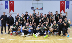 Dev Adamlar Kupaya Kilitlendi!