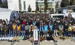 Kahramanmaraş Saldırısında Hayatını Kaybedenler İçin Gıyabi Cenaze Namazı Kılınacak