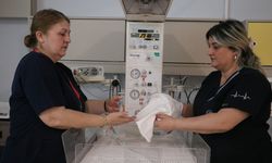 Özlem ebe 33 yıldır doğum sürecinin her anında anne adaylarının yanında