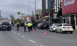 Polislerle silahlı çatışmaya giren 3 terörist etkisiz hale getirildi