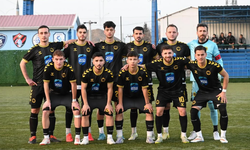 Süper Amatörde zirve kızıştı