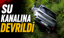 Sapanca’da Otomobil Su Kanalına Devrildi! 2 Kişi Araçta Mahsur Kaldı