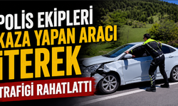 Polisler Aracı İterek Yolu Açtı