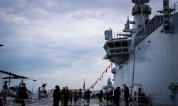 SAHA 2026 kapsamında ziyarete açılan TCG Anadolu'ya vatandaşlardan yoğun ilgi
