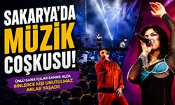 Ünlü İsimler Sahne Aldı, Gençler Alana Akın Etti