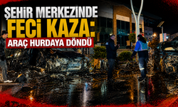 Şehir Merkezinde Feci Kaza: Araç Hurdaya Döndü
