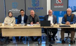 Tuna ve Yeni Kitabı Kocaeli’nde Edebiyatseverlerle Buluştu