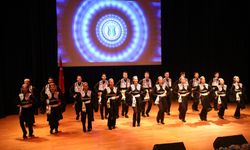Uluslararası öğrenciler Türk kültürünü sahneye taşıdı