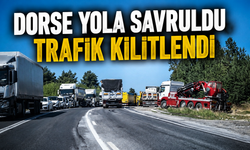 Dorse Yola Savruldu, Trafik Kilitlendi