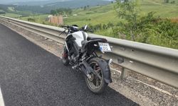 Orhangazi'de devrilen motosikletin sürücüsü yaralandı